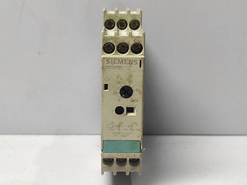 Siemens 3RP1540-1BJ30 Time Relay