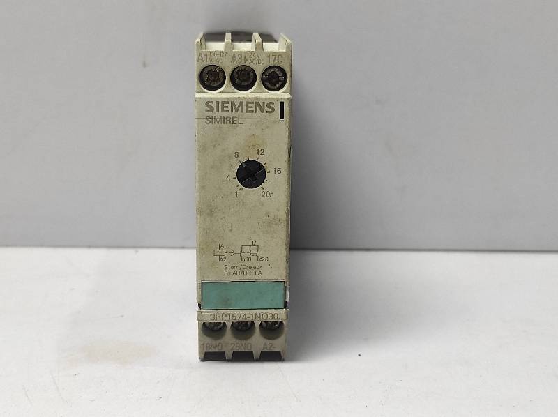 Siemens 3RP1574-1NQ30 Time Relay