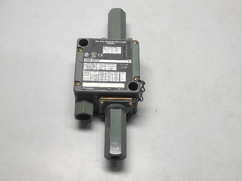 Allen Bradley 836T-D453J Ser A Pressure Difference Control