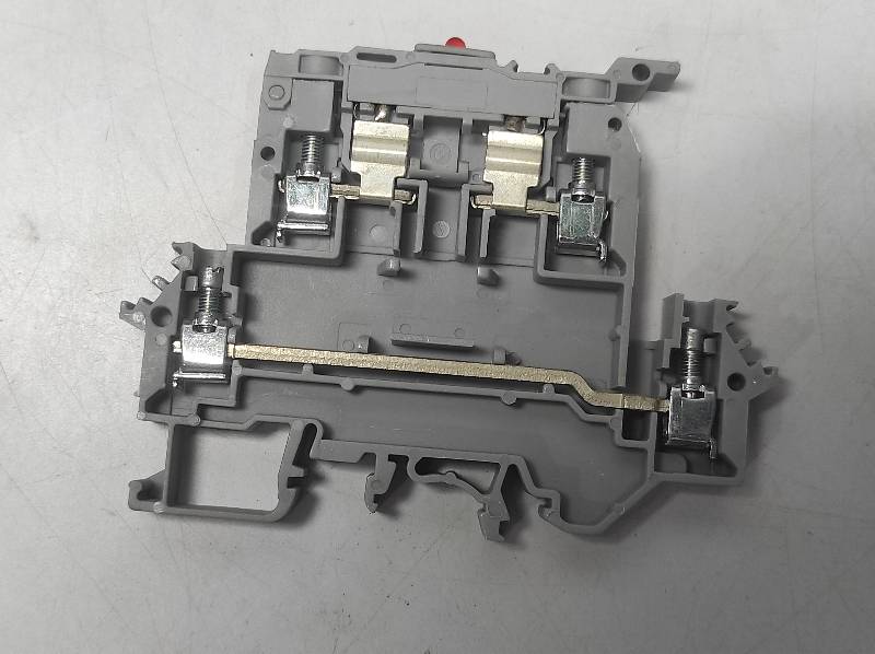 Atlas Corp DDFL4U(E)/24 Fuse Terminal Block