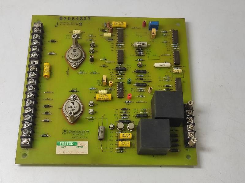 Baylor D28380-3 J Control Board PCB 07054337