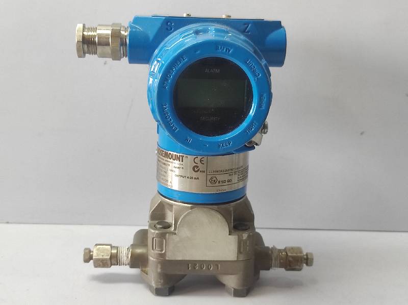 Rosemount 3051CA1A22A1JS1E8M6Q4Q8 Pressure Transmitter