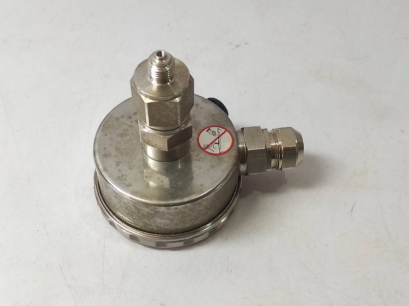 Baumer FlexBar HRT 81-611-221-1115 Pressure Transmitter