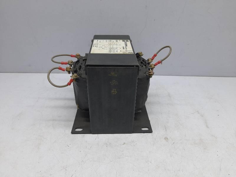 Cutler Hammer C1000A2G Single Phase Transformer 1KVA 1F1687 Type MTA 60Hz