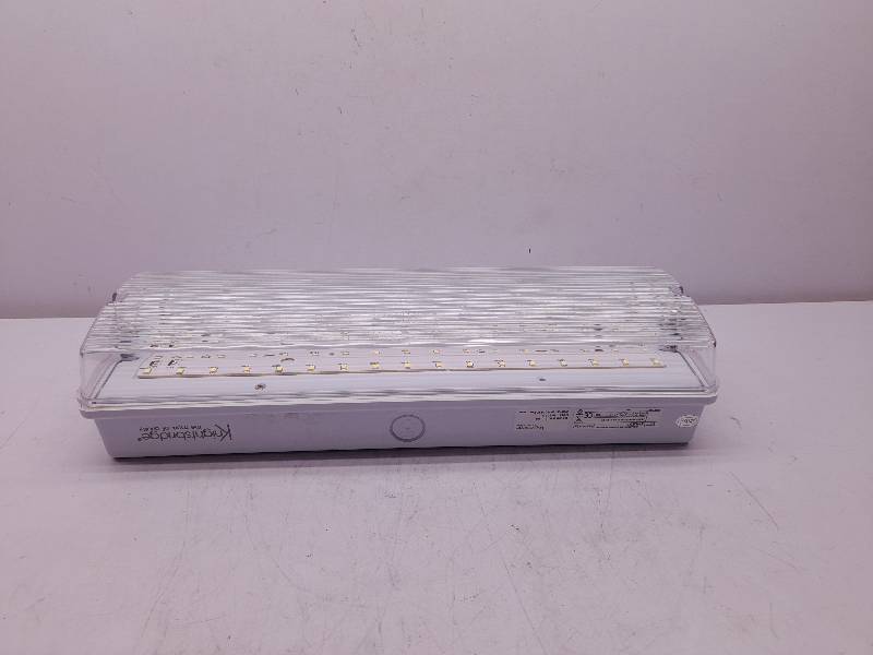 Knightsbridge EMLED1 LED Light 6500K Non Replaceable LED 230V 50Hz HT-A801-51L-B