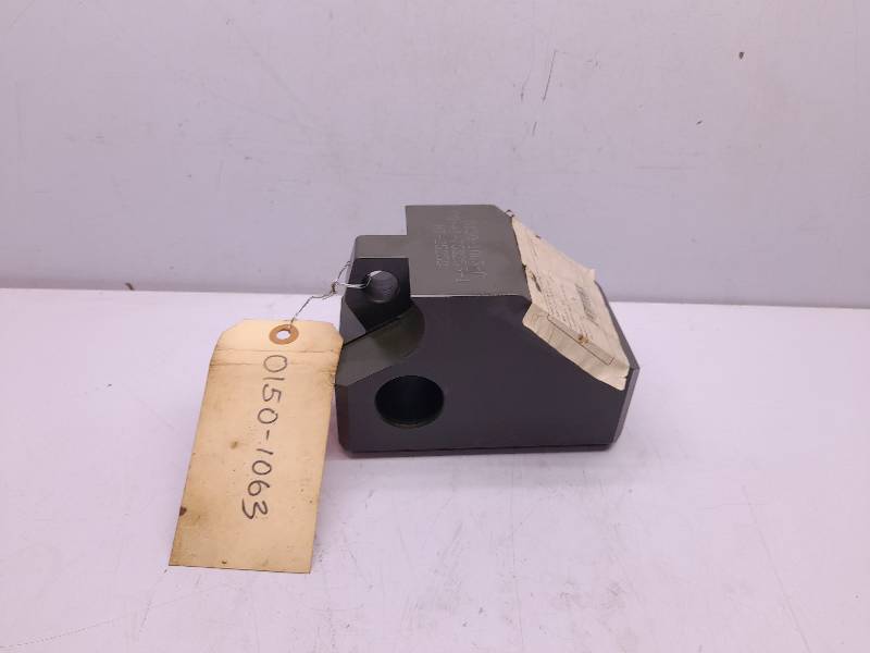 0150-1063-C Dog Latch 0150-1063 PO-41-758253-1 HT-25258