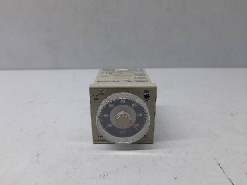 Omron H3CR-A-24V Timer Relay