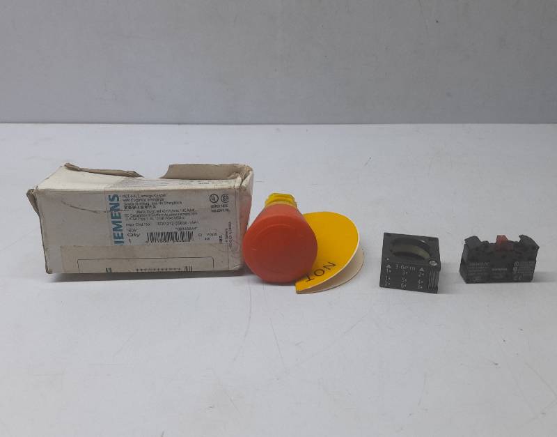 Siemens 3SB3 203-1HA20 Emergency Stop Push Button