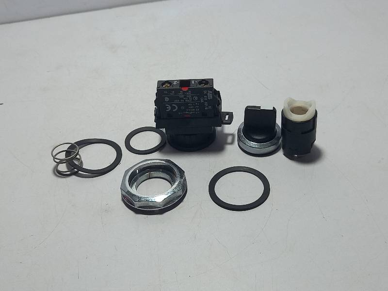 ABB CBG-M2AMK01 Selector Switch Manual