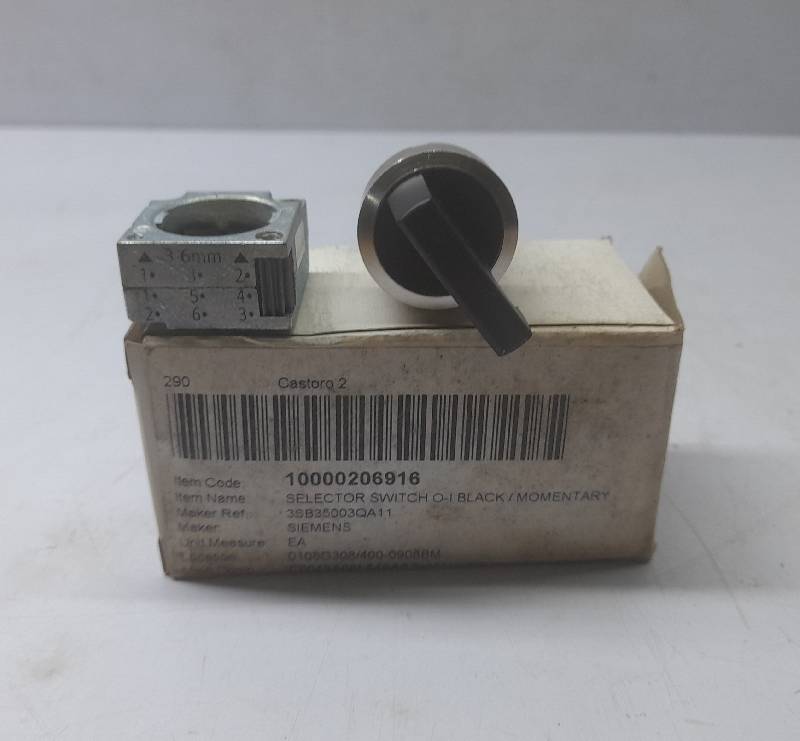 Siemens 3SB3 500-3QA11 Selector Switch O-I Black Momentary 3SB35003QA11