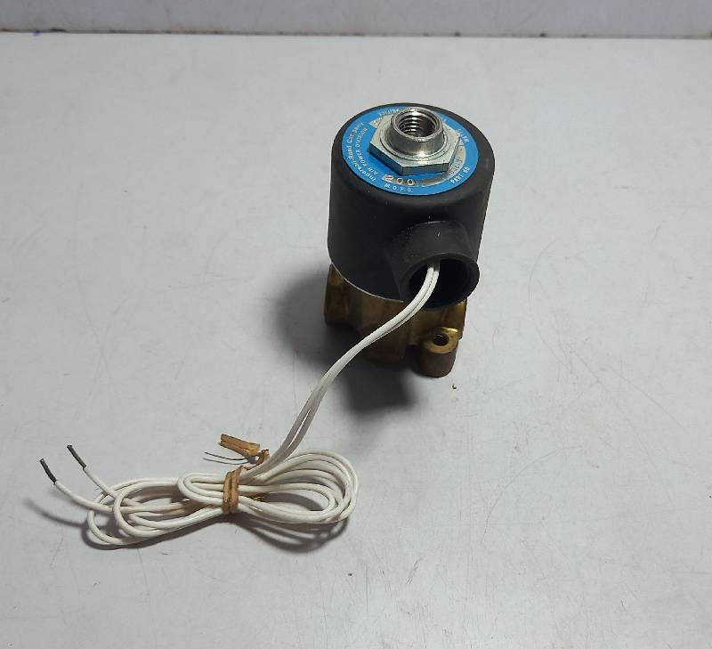 INGERSOLL RAND 39403613  SOLENOID VALVE  WATTS:19  VOLTS: 115/60,95/50  ORIFICE:1/6-1/8