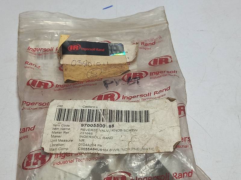 INGERSOLL RAND 231665 REVERSE VALVE KNOB SCREW  