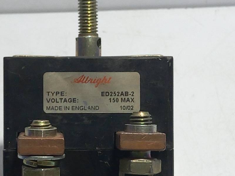 Albright ED2525AB-2  150V disconnector for OMG 320 P3 forklift  Type: Albright 150v , ED 252 AP MCROSW