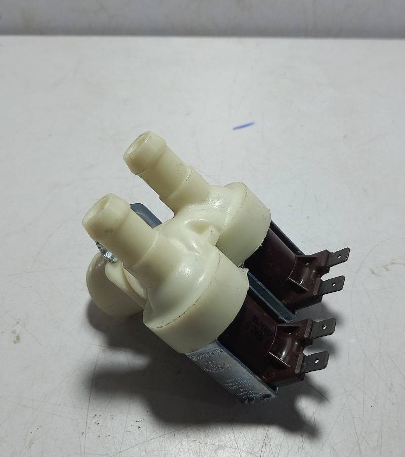 Invensys 230v~ 6w Solenoid Valve  230v~ 6w Tu60°c Tm25°c Tu 25°c Tm90°c 100% Ed