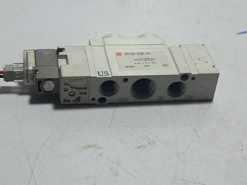 SMC SY7120-5LZD-02  SOLENOID VALVES  0.15~0.7MPa