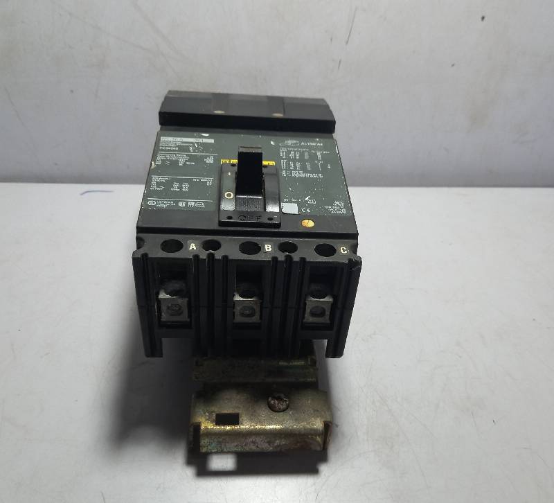 Square D 34040 Circuit Breaker  40 Amp 480v