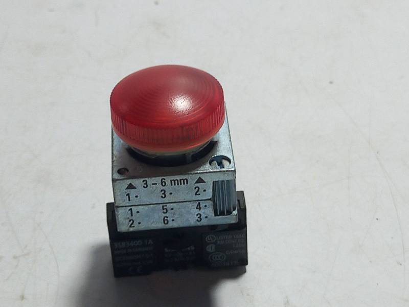 Siemens 3SB36046BA20 Indicator Light with Lens Red