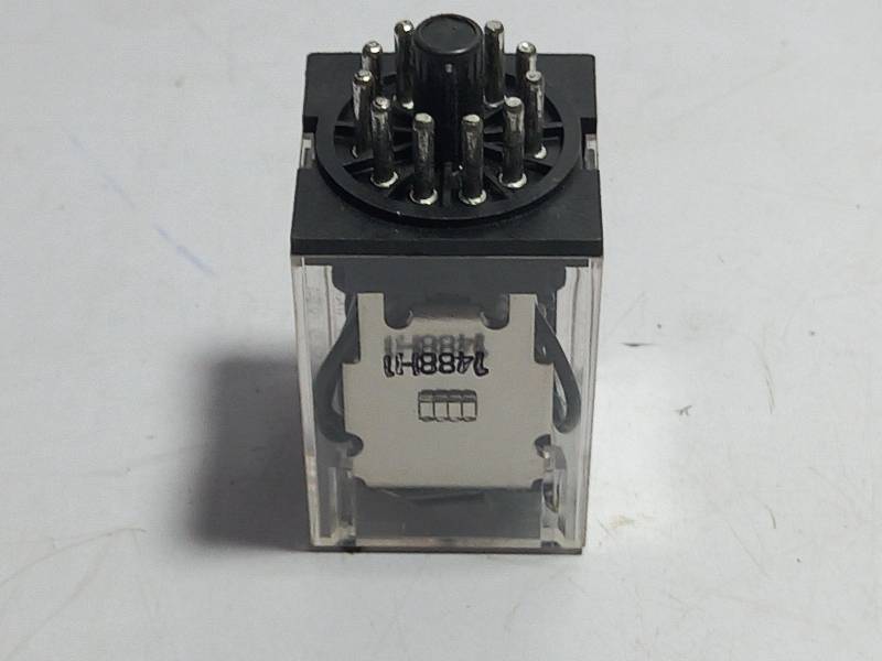 Omron MK-3PN-5-I Relay