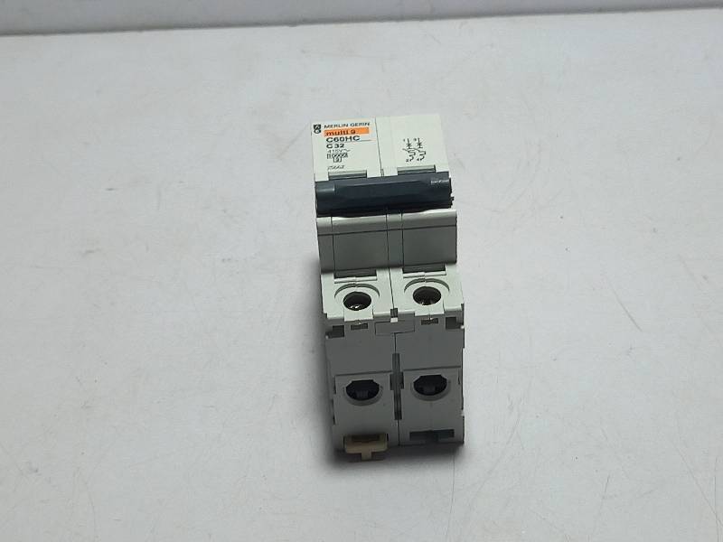 Merlin Gerin MULTI9 Circuit Breaker