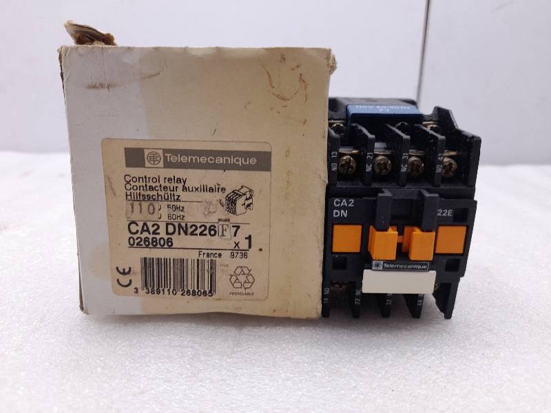 Telemecanique  CA2DN226F7  Auxiliary Control Relay  110V 50/60Hz