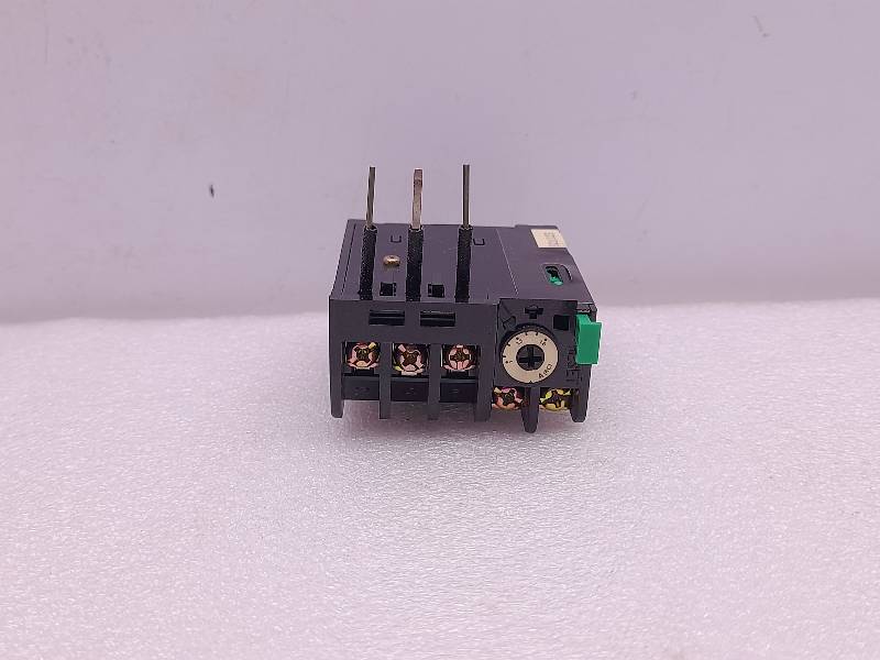 MATSUSHITA BMK9-02  THERMAL RELAY  TYPE FKT -10  1A~1.6A 