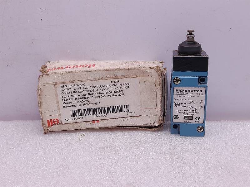 HONEYWELL LSV5AC  Micro Switch  120VAC Max pilot Duty  10AMPS 120VAC 