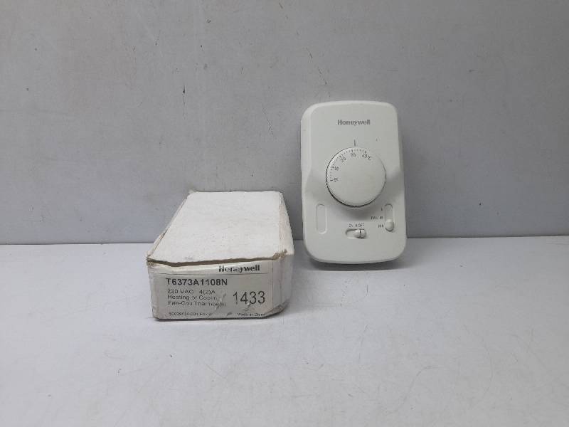 Honeywell T6373A1108N Thermostat / 220VAC, 4(2) A / Rev A