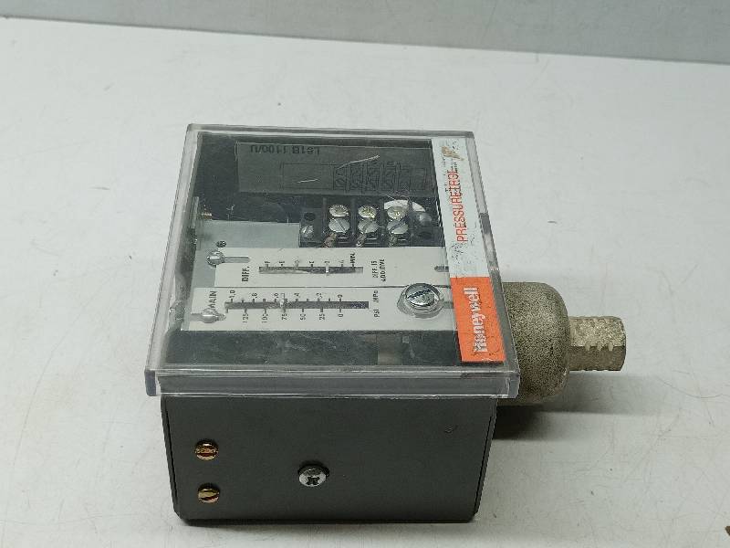 Honeywell L91B 1100/U Pressuretrol Control / L91B1100U Pressure Switch