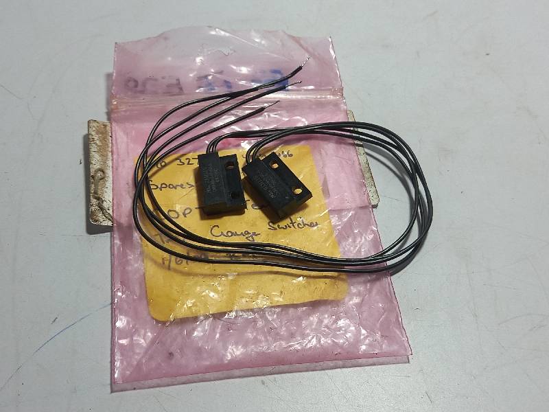 Hamlin Electronics 59140-4-S-02-A Reed Sensor / 50140-4-9-02-A-0820C/ 591404S02A