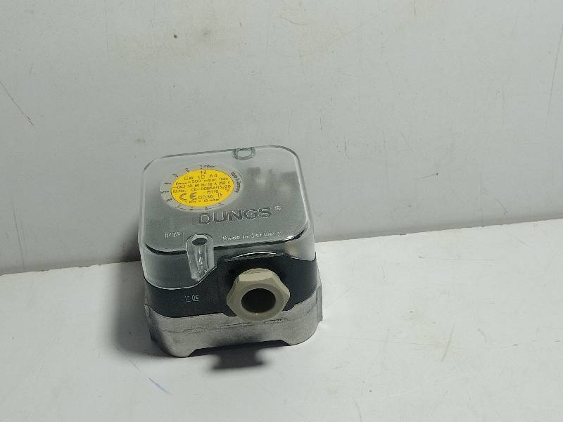 Dungs GW 10 A4 Pressure Switch / IP54 / Pmax = 500mbar Gas / 50-60 Hz 10A 250V