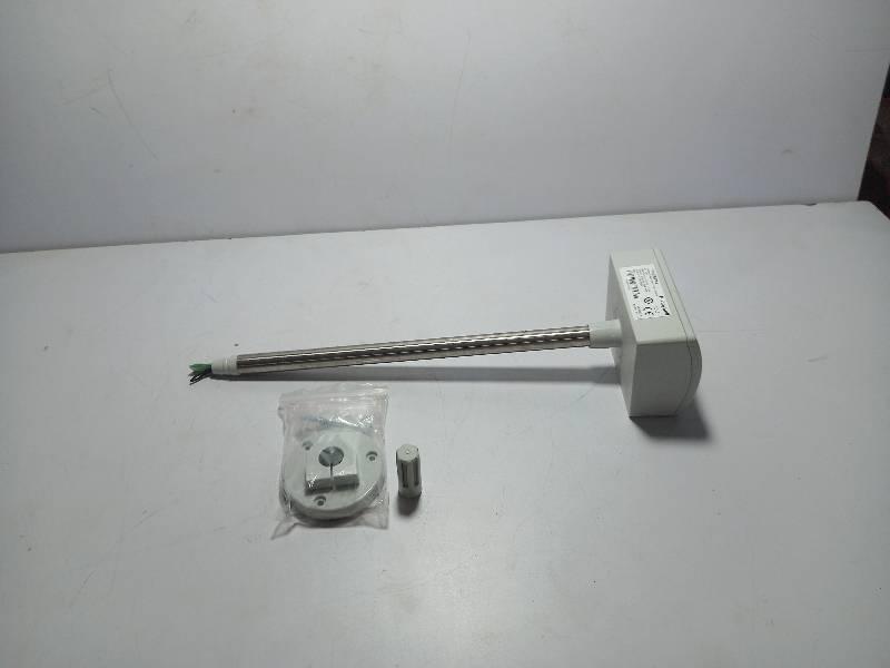 Honeywell H7080B1103 Temperature/Humidity Duct Sensor / 24 AC/DC