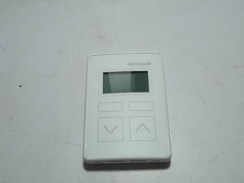 Honeywell TR42 Temperature Wall Module / Software Version: 1.00.3