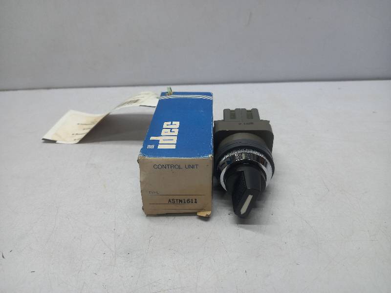 Idec ASTN 41-10570  Selector Switch