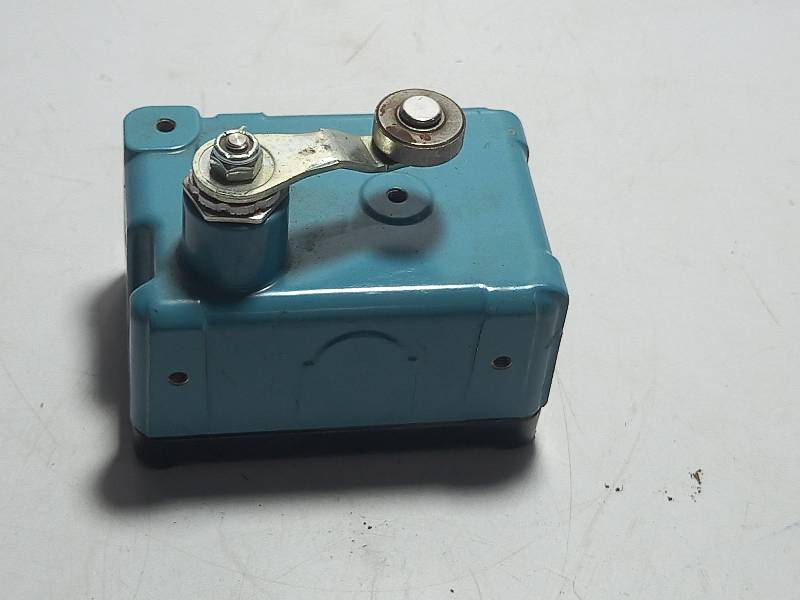 Honeywell OPD-AR 1639 Micro Switch / 15A-125, 250 OR 480 VAC / OPDAR1639