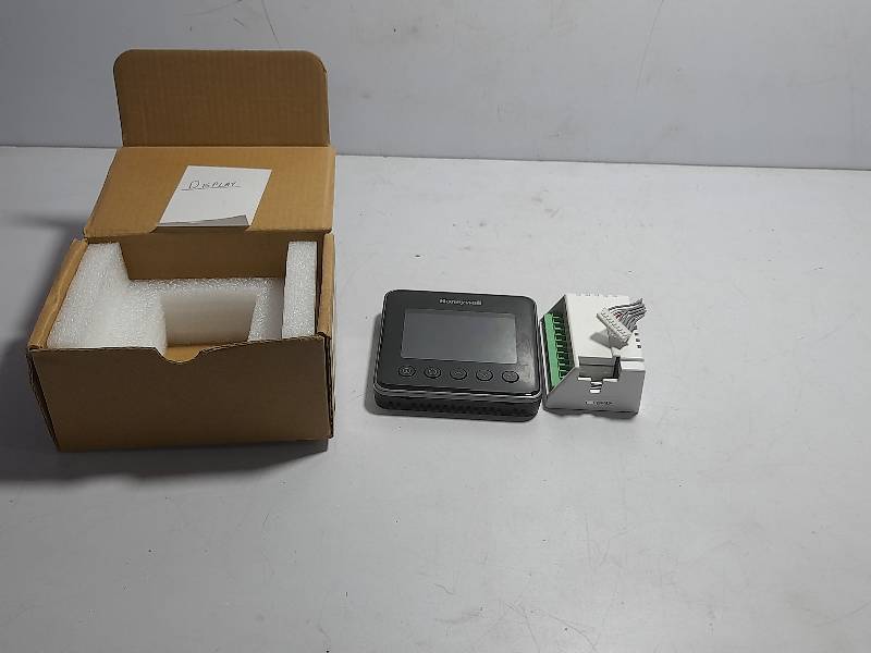 Honeywell TF428DN/U Digital Thermostat /220/230 VAC / 50/60 Hz / 4(3)A / Rev B