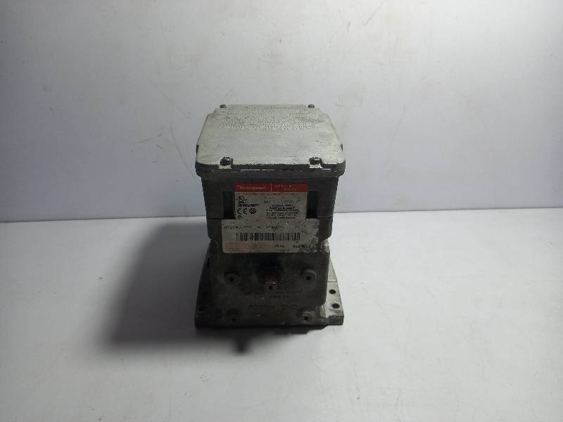 Honeywell M72840 1009 Modutrol Motor / 4-20 MA Input / 120V 50/60Hz / 15 VA