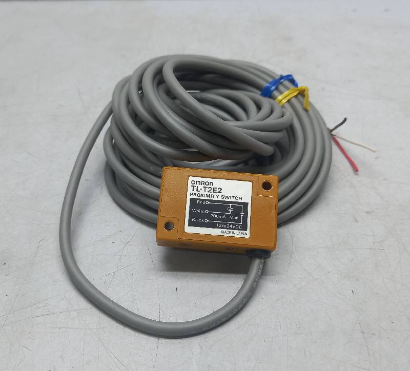 Omron TL-T2E2  Proximity Switch 5M Cable