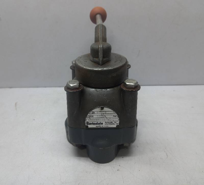 Barksdale 6943S3AC3-MC-J  Pressure Control Valve SN: 971108