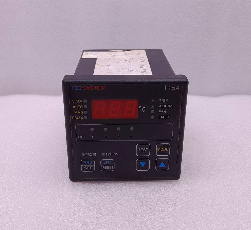 TecSystem T154  Temperature Controller  24Vdc 240ac