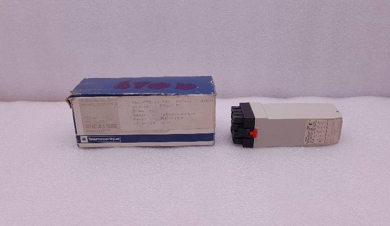 Telemecanique RHC4198E  Time Relay  48V 50/60Hz  5A 250VC