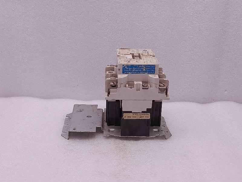 Westinghouse A200M0CAC  Motor Control Contactor  480V 60Hz  440V 50Hz