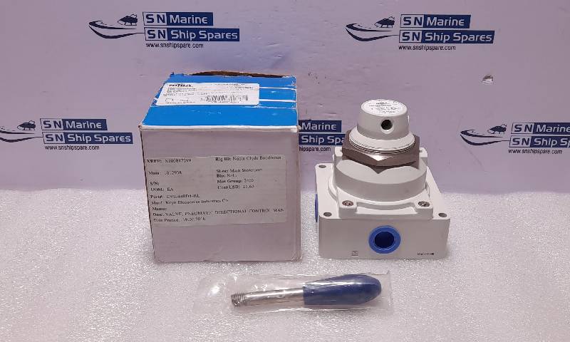 Nitra CVR-448D4-HL Hand Lever Valve 3-Position Close Center Rotary Detented ½NPT