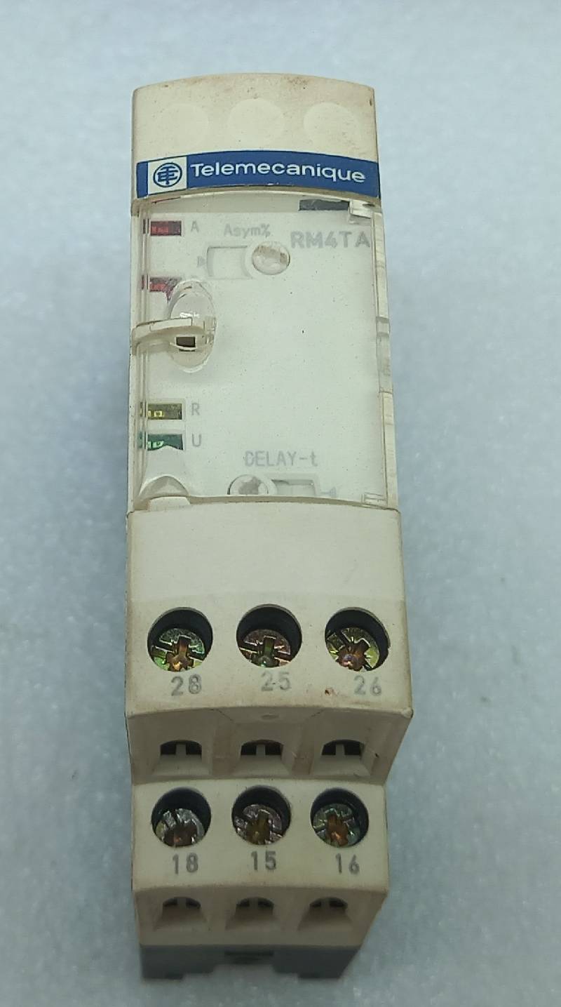 Schneider Electric RM4TA32 Three Fase Network Control Relay