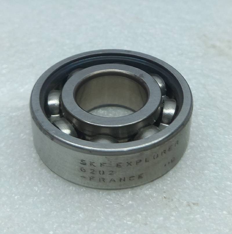 SKF 6202 Ball Bearing 4PCs In Lot